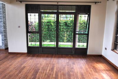 5 Bed Townhouse with En Suite in Runda - 4