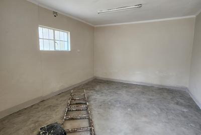 Commercial Property with Parking in Kilimani - 4