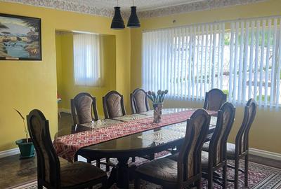 7 Bed House with En Suite in Runda - 4