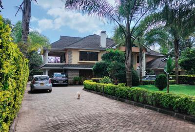 5 Bed Villa with En Suite at Academy Road