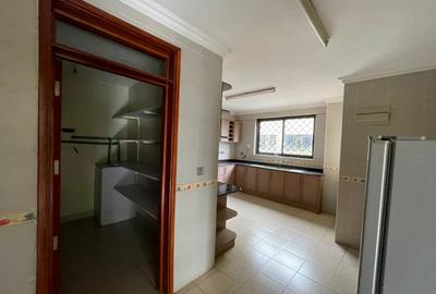 3 Bed Apartment with En Suite in Lower Kabete - 4