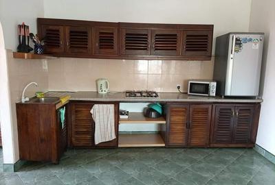 Serviced 1 Bed Apartment with En Suite at Behind Citymall