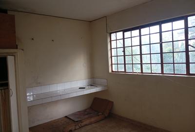 3 Bed Apartment with En Suite at Westlands Avenue - 3