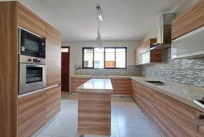 5 Bed Townhouse with Staff Quarters at Off James Gichuru