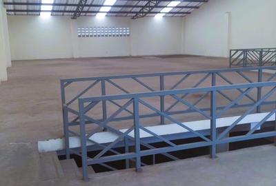 8,725 ft² Warehouse with Service Charge Included in Mombasa Road