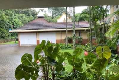 4 Bed Villa with En Suite in Muthaiga