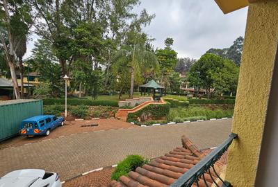 4 Bed Townhouse with En Suite in Kyuna