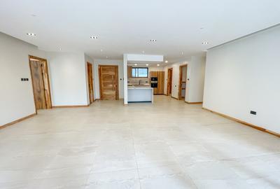 4 Bed Apartment with En Suite at Peponi Road