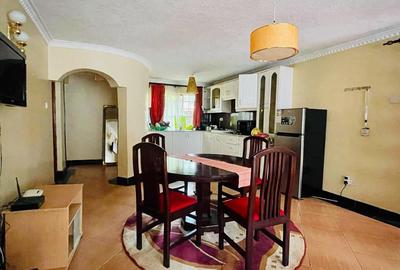 Serviced 2 Bed Apartment with En Suite in Rosslyn