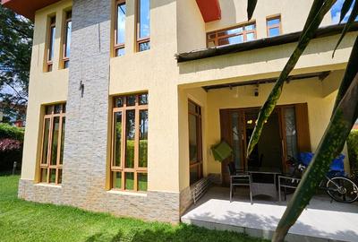 5 Bed House with En Suite in Lavington