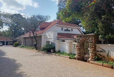 6 Bed House with En Suite at Near Muthaiga Golf Club Nairobi