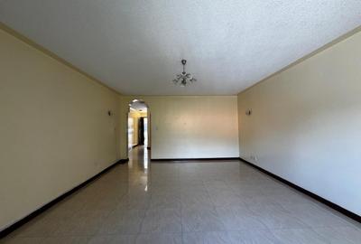 4 Bed Townhouse with En Suite in Brookside - 2