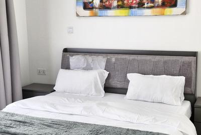 Serviced 2 Bed Apartment with En Suite at Riverside Drive