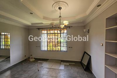 3 Bed House with En Suite in Runda - 3