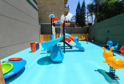 2 Bed Apartment with Swimming Pool in Riverside - 2