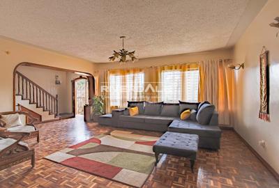 4 Bed Townhouse with En Suite in Westlands Area