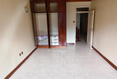 4 Bed House in Kileleshwa - 3