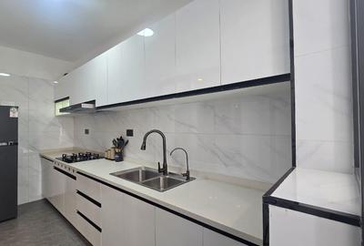 2 Bed Apartment with En Suite in Lavington - 4