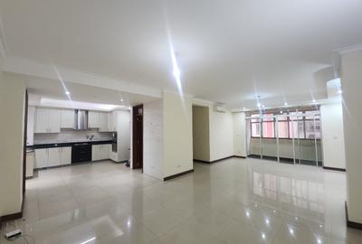2 Bed Apartment with En Suite in Parklands