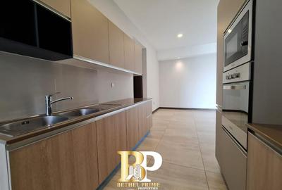 Serviced 2 Bed Apartment with En Suite in Westlands Area