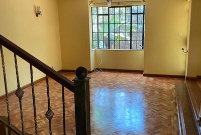 4 Bed Townhouse with En Suite at Lavington - 2