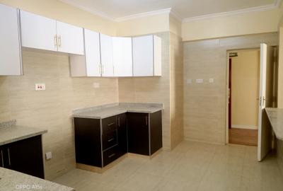 2 Bed Apartment with En Suite in Lavington - 4