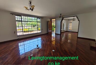 4 Bed Townhouse with En Suite at Lavington Green