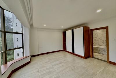 Serviced 3 Bed Apartment with En Suite in Rhapta Road