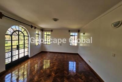 4 Bed Villa with En Suite in Kitisuru - 2