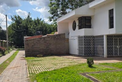 Commercial Property with Backup Generator in Lavington - 2