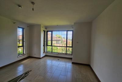 4 Bed Townhouse with En Suite in Runda - 3