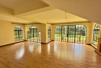 4 Bed House with En Suite in Kiambu Road