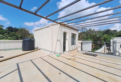 5 Bed Townhouse with En Suite at Lavington Green - 2