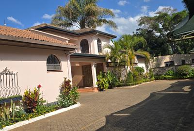 4 Bed Townhouse with En Suite at Lavington Green