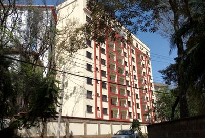 2 Bed Apartment with En Suite at Westlands