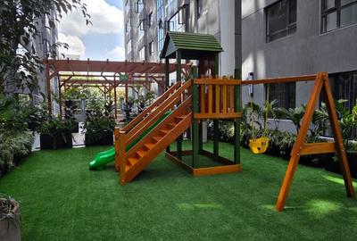 2 Bed Apartment with En Suite in Lavington - 4