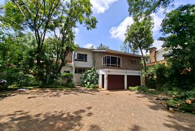 5 Bed House with En Suite in Gigiri