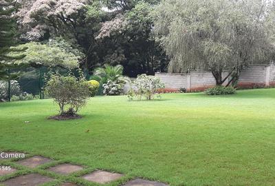 5 Bed House with En Suite in Kitisuru