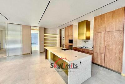 5 Bed Villa with En Suite in Kitisuru - 4