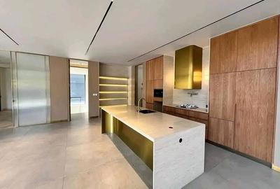 5 Bed House with En Suite in Kitisuru - 4