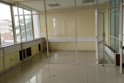 500 ft² Commercial Property with Backup Generator in Kilimani