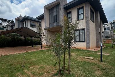 4 Bed Townhouse with En Suite at Loresho