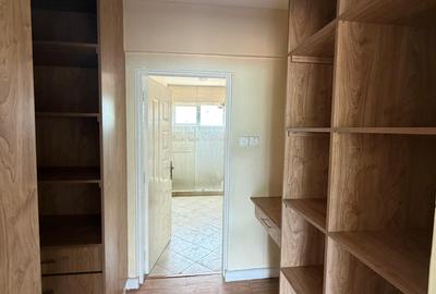 3 Bed Apartment with En Suite in Westlands Area - 3