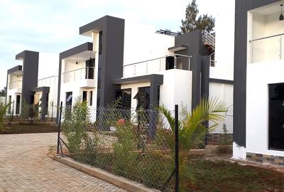 5 Bed Villa with En Suite at Mugutha