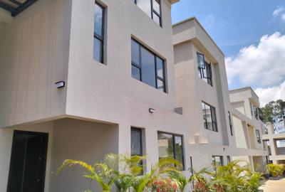5 Bed Townhouse for Rent in Lavington