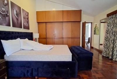 5 Bed Townhouse with En Suite at Brookside Drive - 4