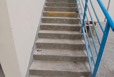 6,000 ft² Warehouse with Parking at Sabaki - 3