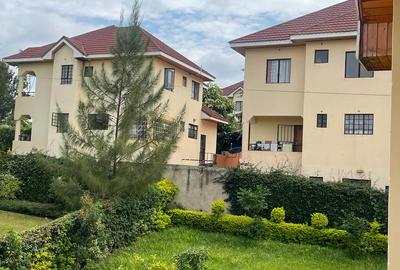 4 Bed Townhouse with En Suite in Kiambu Road