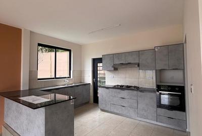 4 Bed Villa with En Suite in Mombasa Road - 3