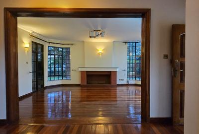 4 Bed House with En Suite in Kiambu Road - 4